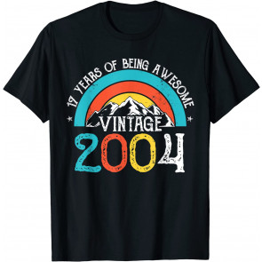 17 Years Old Vintage 2004 17th Birthday Boys Girls T-Shirt