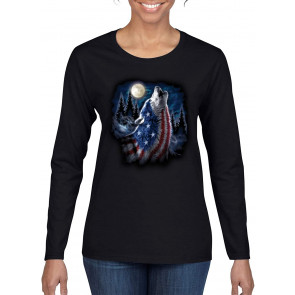 American Flag Howling Wolf Animal Lover T-Shirt
