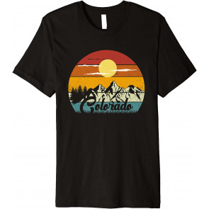 Colorado Distressed Retro Vintage Mountains Nature Camping T-Shirt