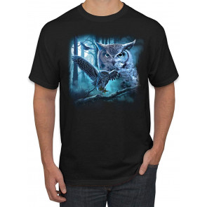 Owl Flying At Nihght In Front Of The Moon Animal Lover T-Shirt