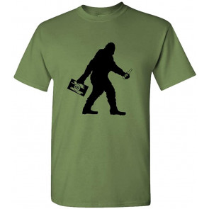 Sasquatch Bigfoot With Beer T-Shirt