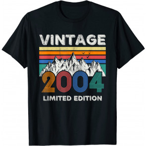 Vintage 2004 17th Birthday 17 Years Old Gift Boys Girls T-Shirt