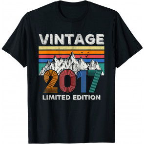 Vintage 2017 4th Birthday 4 Years Old Gift Boys Girls T-Shirt